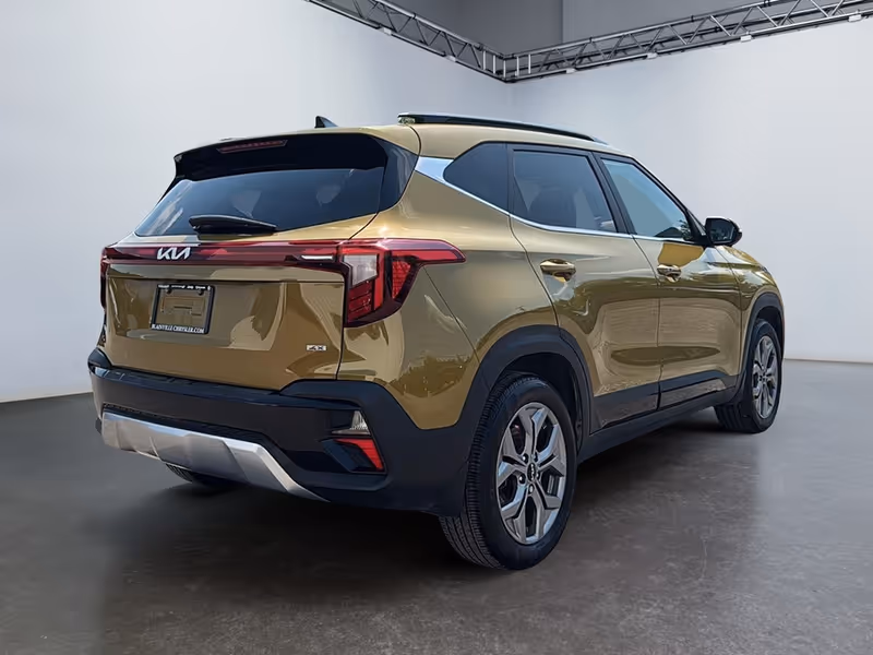 2024 Kia Seltos EX