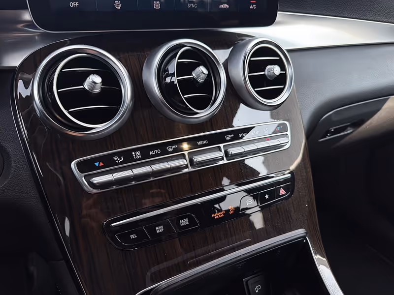 2021 Mercedes-Benz GLC GLC 300