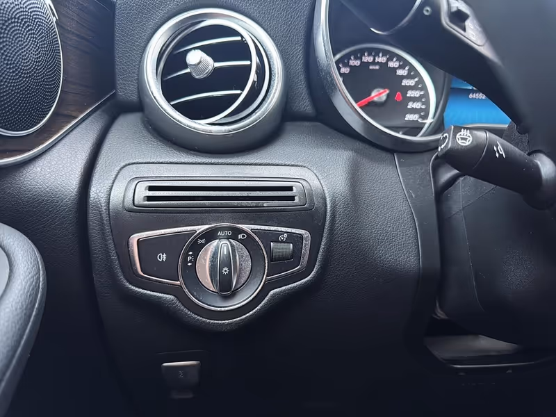 2021 Mercedes-Benz GLC GLC 300