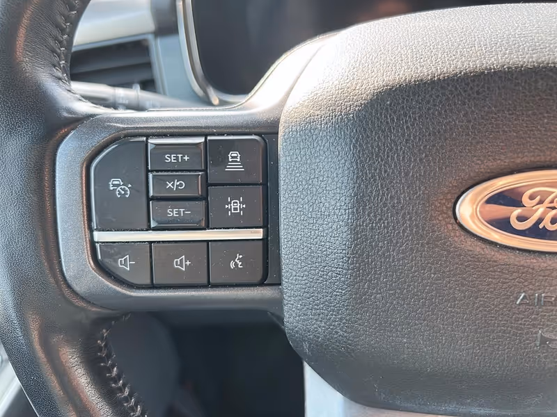 2023 Ford F-150 Lightning XLT