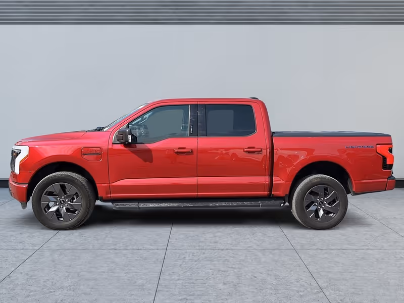 2023 Ford F-150 Lightning XLT