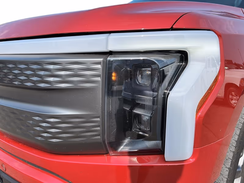 2023 Ford F-150 Lightning XLT