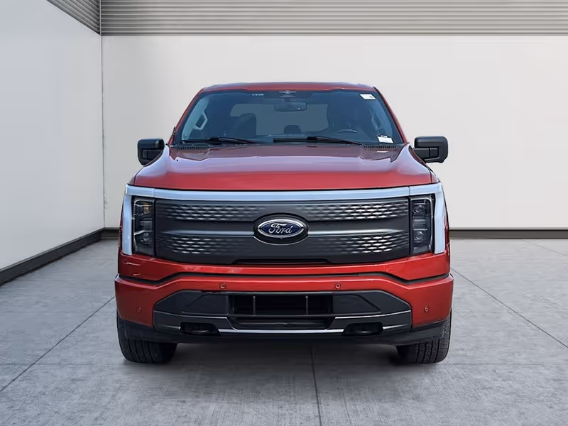 2023 Ford F-150 Lightning XLT