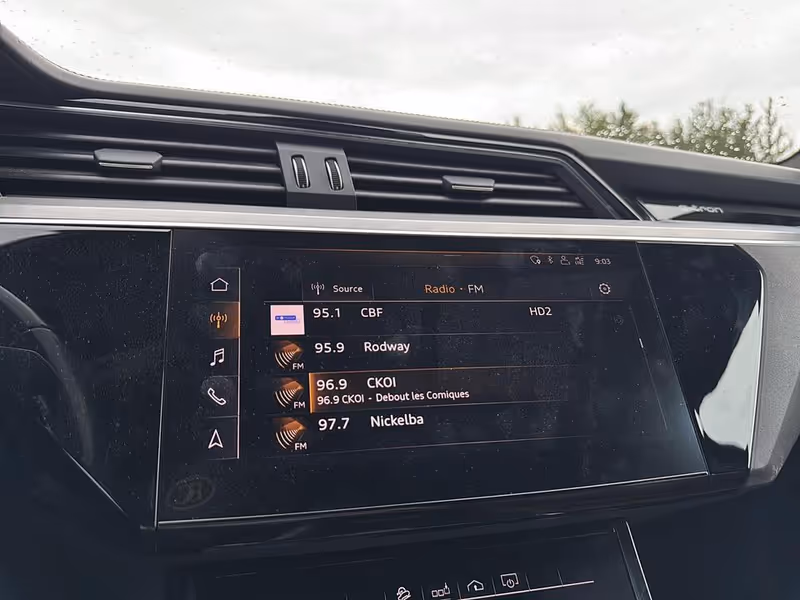 2019 Audi e-tron Progressiv
