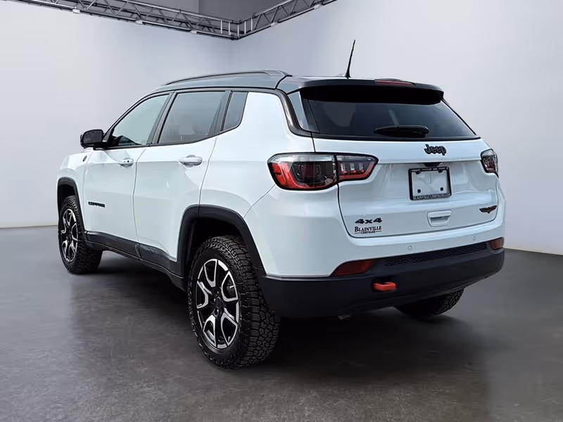 2026 Jeep Compass Trailhawk