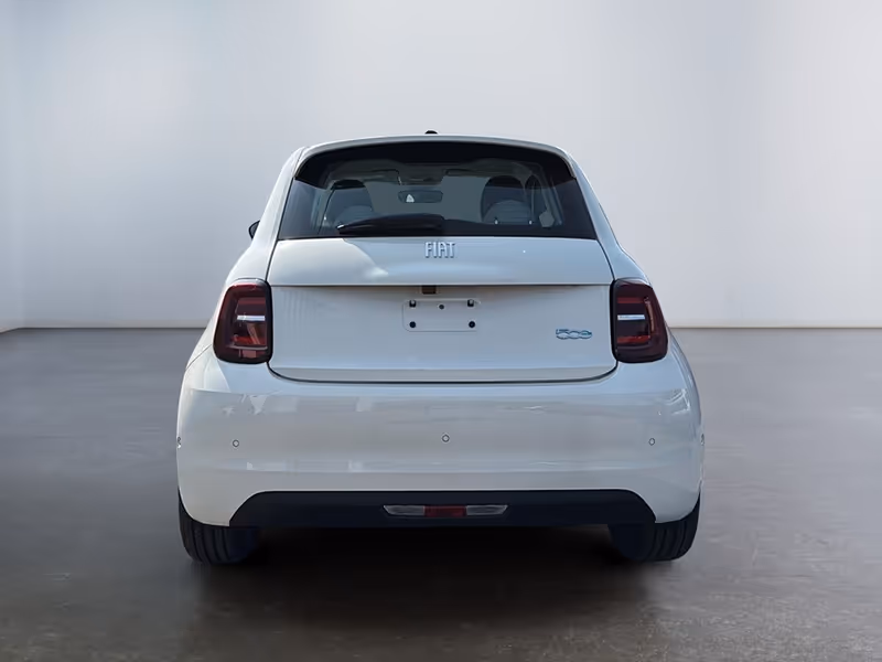 2026 FIAT 500e Icona