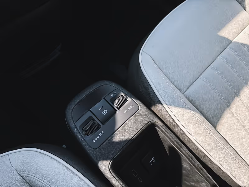 2026 FIAT 500e Icona