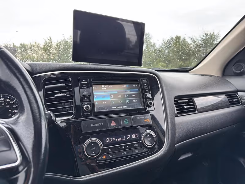 2016 Mitsubishi Outlander ES