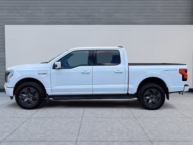 2023 Ford F-150 Lightning LARIAT