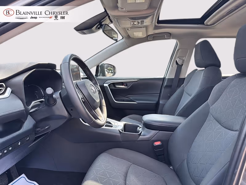 2023 Toyota RAV4 XLE
