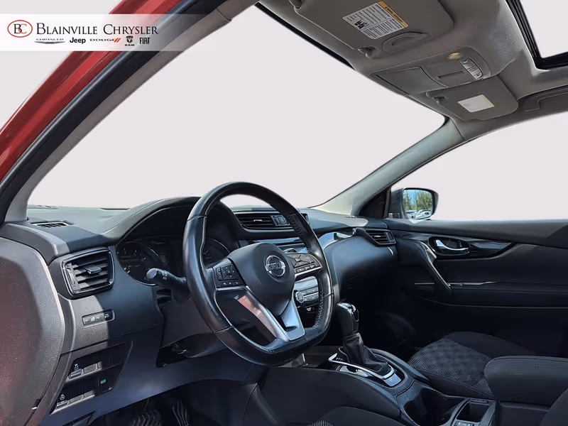 2018 Nissan Qashqai SV