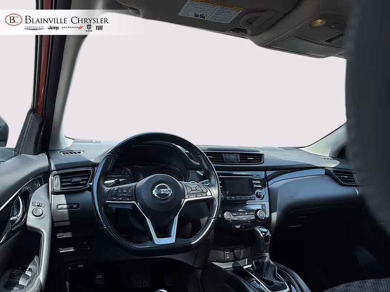 2018 Nissan Qashqai SV