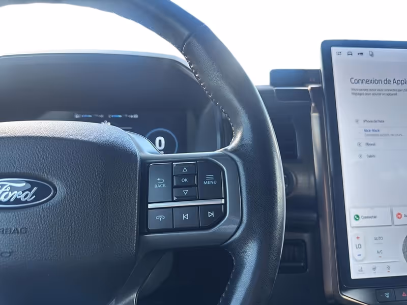 2024 Ford F-150 Lightning LARIAT