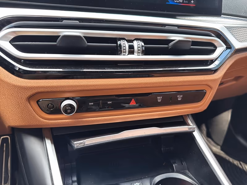 2024 BMW 3 Series 330i xDrive