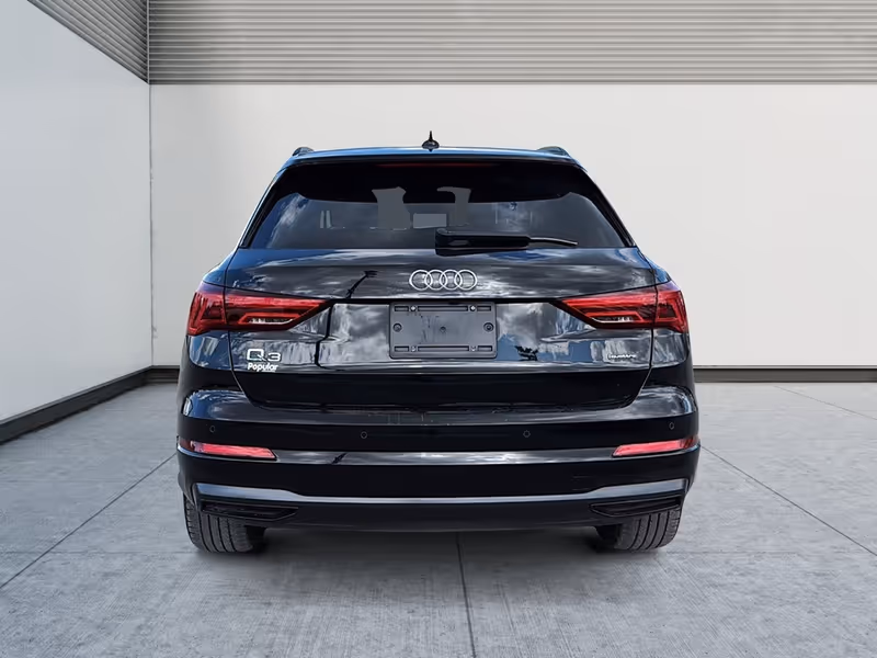 2023 Audi Q3 Komfort