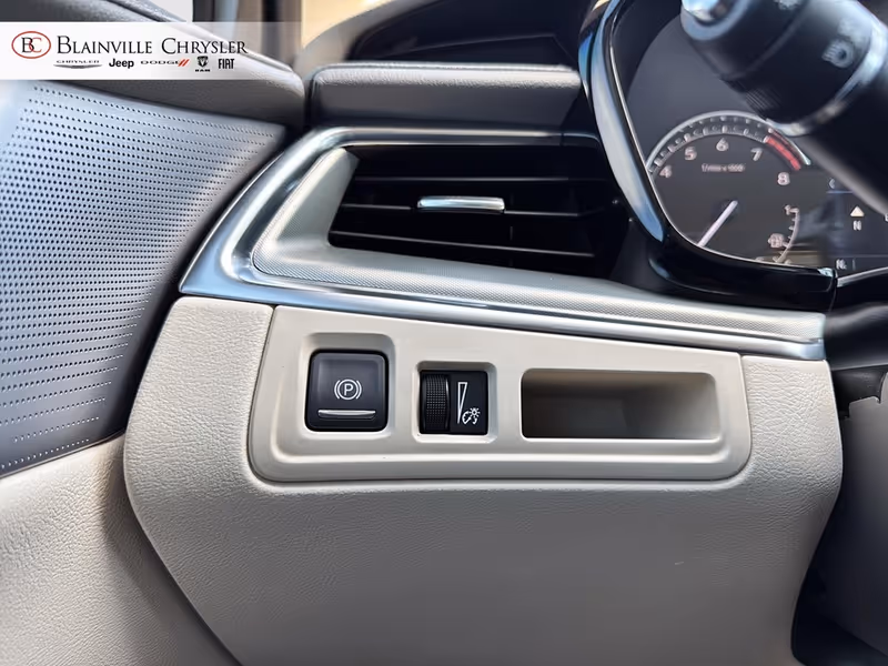 2024 Cadillac XT5 AWD Premium Luxury