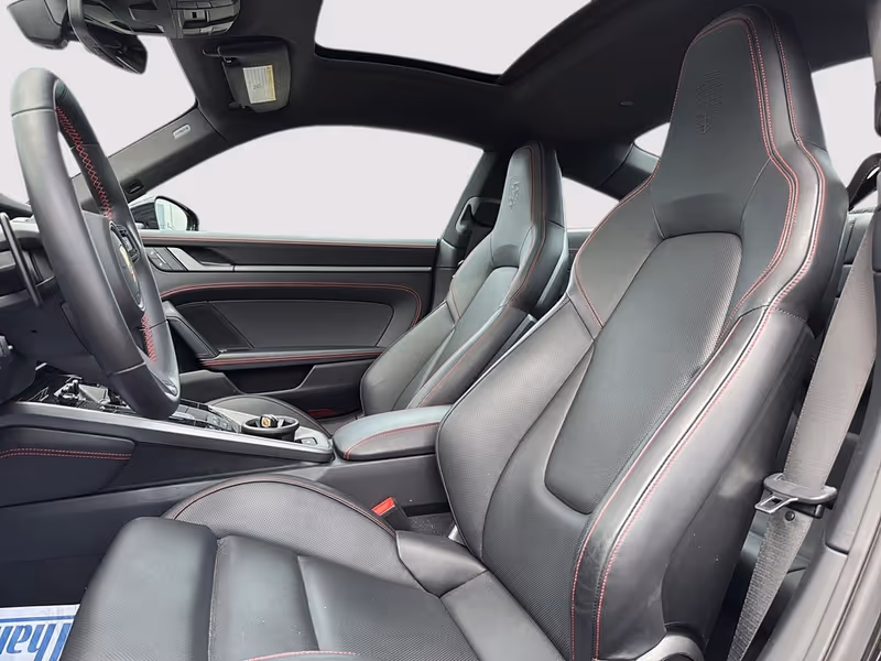 2025 Porsche 911 Carrera S