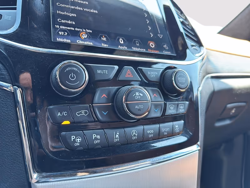 2020 Jeep Grand Cherokee Summit