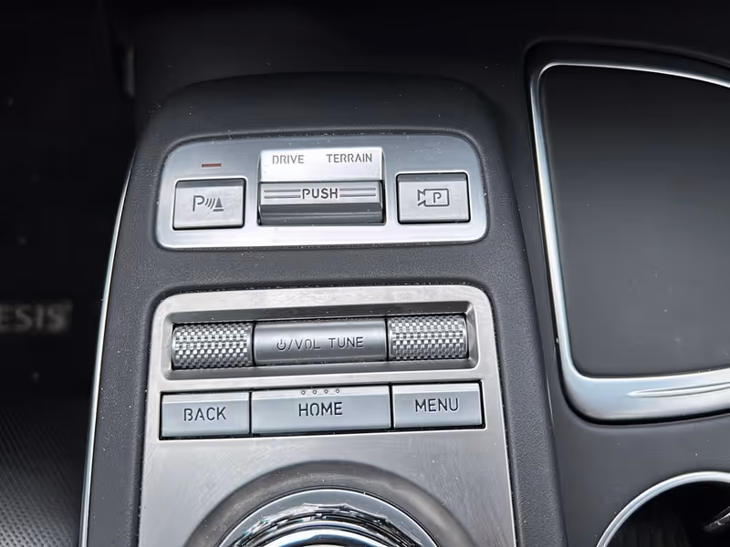 2025 Genesis GV70 2.5T Advanced