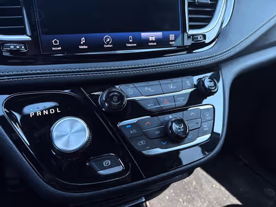 2023 Chrysler Pacifica Touring