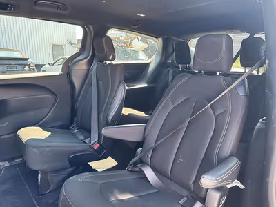 2023 Chrysler Pacifica Touring