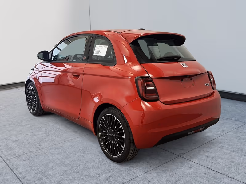 2026 FIAT 500e Pop
