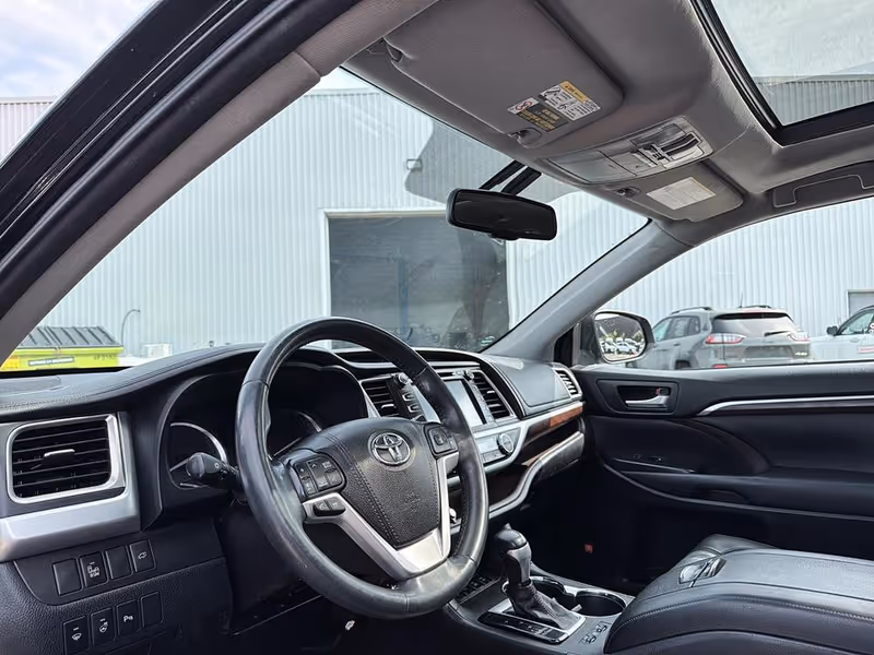 2016 Toyota Highlander Limited