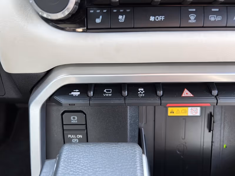 2022 Toyota Tundra Capstone Hybrid